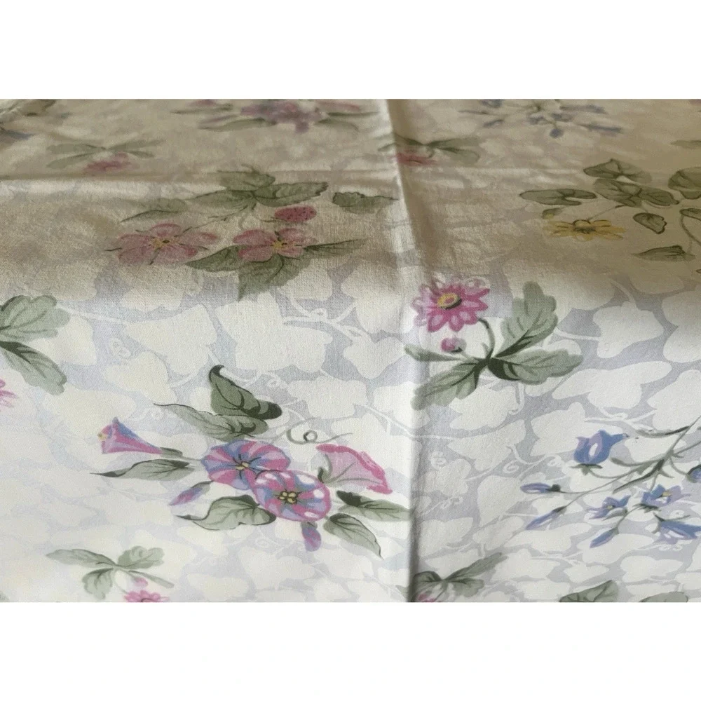 Vintage Avon Home Fashions Tablecloth Cotton Floral Tablecloth M/I Turkey 71x47